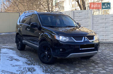 Внедорожник / Кроссовер Mitsubishi Outlander XL 2008 в Днепре