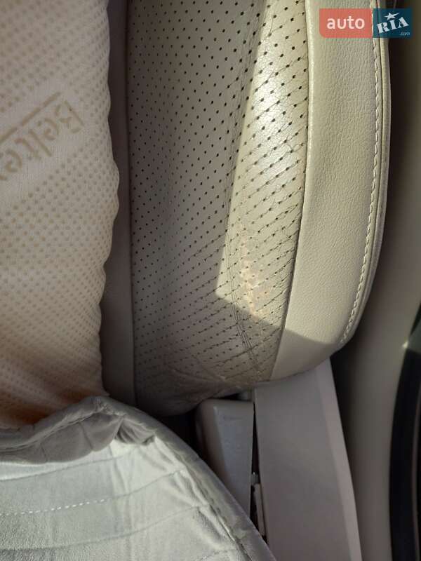 Внедорожник / Кроссовер Mitsubishi Outlander XL 2008 в Киеве
