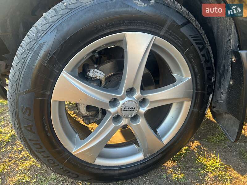 Внедорожник / Кроссовер Mitsubishi Outlander XL 2008 в Житомире