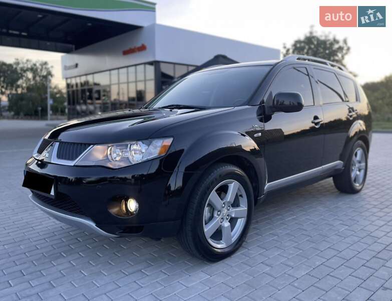 Позашляховик / Кросовер Mitsubishi Outlander XL 2007 в Києві