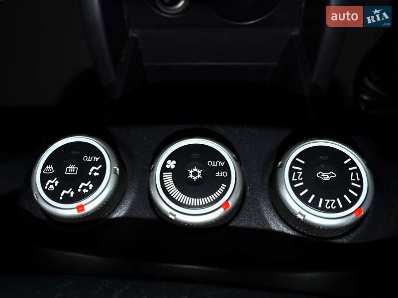 Внедорожник / Кроссовер Mitsubishi Outlander XL 2008 в Киеве