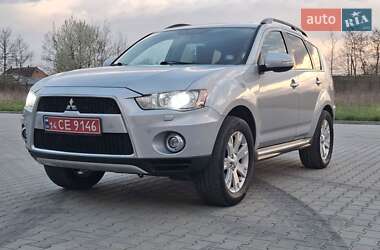 Внедорожник / Кроссовер Mitsubishi Outlander XL 2012 в 