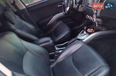 Внедорожник / Кроссовер Mitsubishi Outlander XL 2012 в 