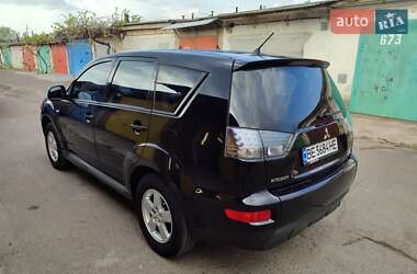 Внедорожник / Кроссовер Mitsubishi Outlander XL 2011 в 