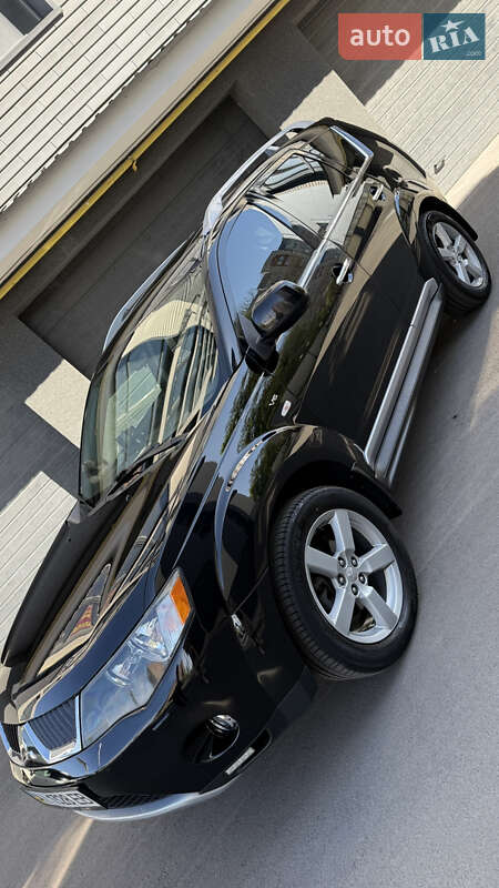 Внедорожник / Кроссовер Mitsubishi Outlander XL 2009 в Белой Церкви