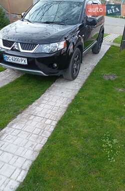 Внедорожник / Кроссовер Mitsubishi Outlander XL 2008 в 