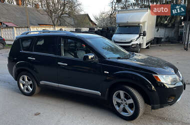 Позашляховик / Кросовер Mitsubishi Outlander XL 2008 в 