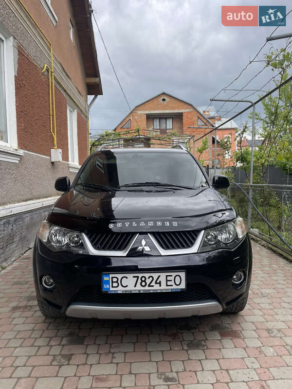 Mitsubishi Outlander XL 2008