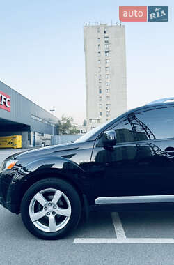 Внедорожник / Кроссовер Mitsubishi Outlander XL 2008 в 