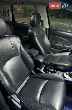 Внедорожник / Кроссовер Mitsubishi Outlander XL 2008 в 