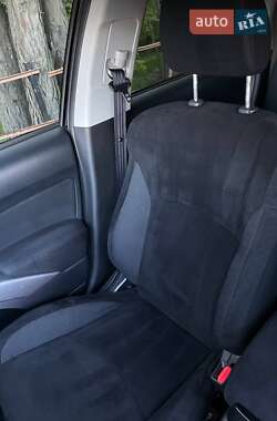 Внедорожник / Кроссовер Mitsubishi Outlander XL 2009 в 