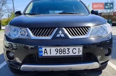 Внедорожник / Кроссовер Mitsubishi Outlander XL 2009 в Киеве