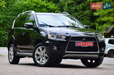 Внедорожник / Кроссовер Mitsubishi Outlander XL 2011 в Трускавце