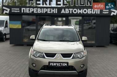 Внедорожник / Кроссовер Mitsubishi Outlander XL 2008 в Черновцах
