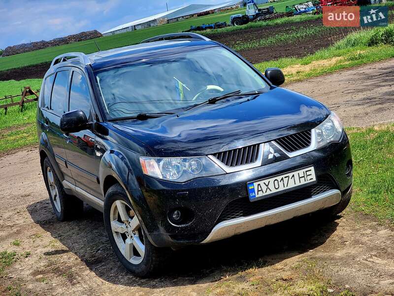 Mitsubishi Outlander XL 2008