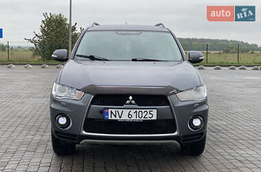 Внедорожник / Кроссовер Mitsubishi Outlander XL 2009 в 
