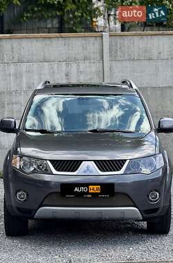 Позашляховик / Кросовер Mitsubishi Outlander XL 2008 в 