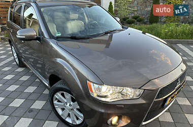 Внедорожник / Кроссовер Mitsubishi Outlander XL 2011 в 