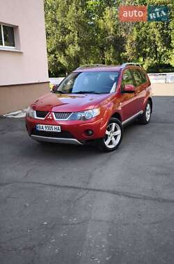 Позашляховик / Кросовер Mitsubishi Outlander XL 2008 в Новоукраїнці