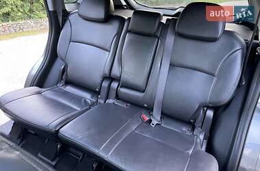 Внедорожник / Кроссовер Mitsubishi Outlander XL 2011 в 