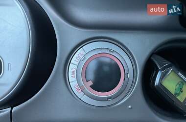 Внедорожник / Кроссовер Mitsubishi Outlander XL 2011 в 