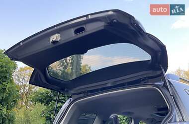 Внедорожник / Кроссовер Mitsubishi Outlander XL 2011 в 
