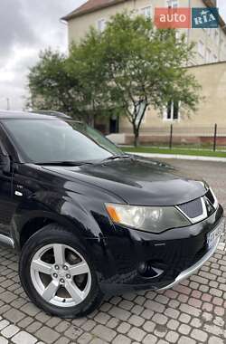 Внедорожник / Кроссовер Mitsubishi Outlander XL 2008 в 