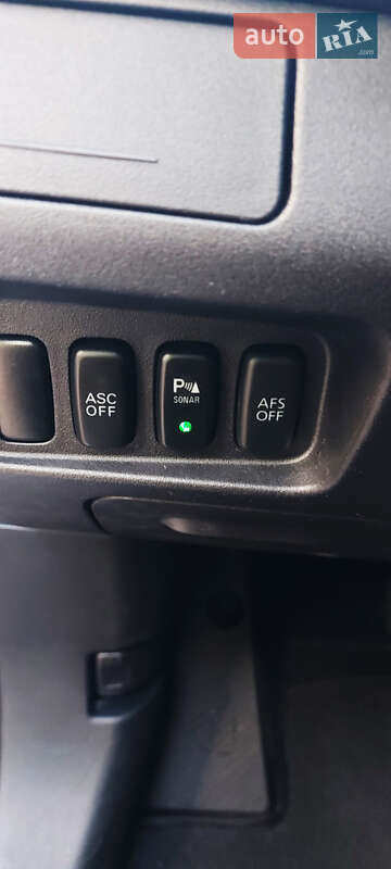 Позашляховик / Кросовер Mitsubishi Outlander XL 2010 в Білгороді-Дністровському
