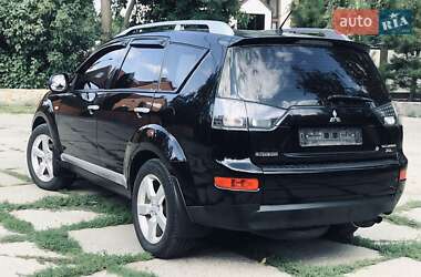 Внедорожник / Кроссовер Mitsubishi Outlander XL 2008 в 
