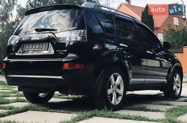 Внедорожник / Кроссовер Mitsubishi Outlander XL 2008 в 