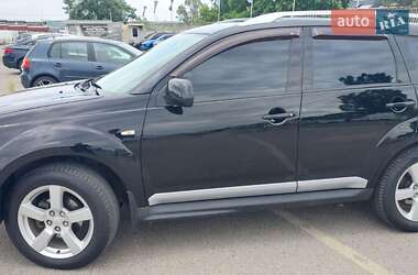 Внедорожник / Кроссовер Mitsubishi Outlander XL 2009 в 