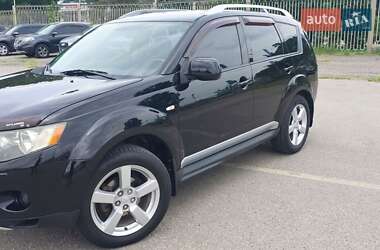 Внедорожник / Кроссовер Mitsubishi Outlander XL 2009 в 
