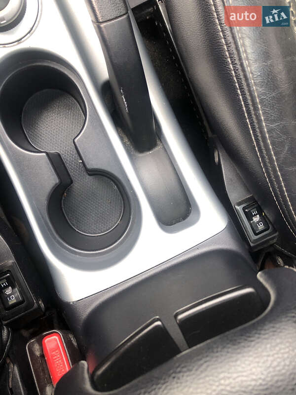 Позашляховик / Кросовер Mitsubishi Outlander XL 2008 в Рівному