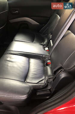Внедорожник / Кроссовер Mitsubishi Outlander XL 2008 в 