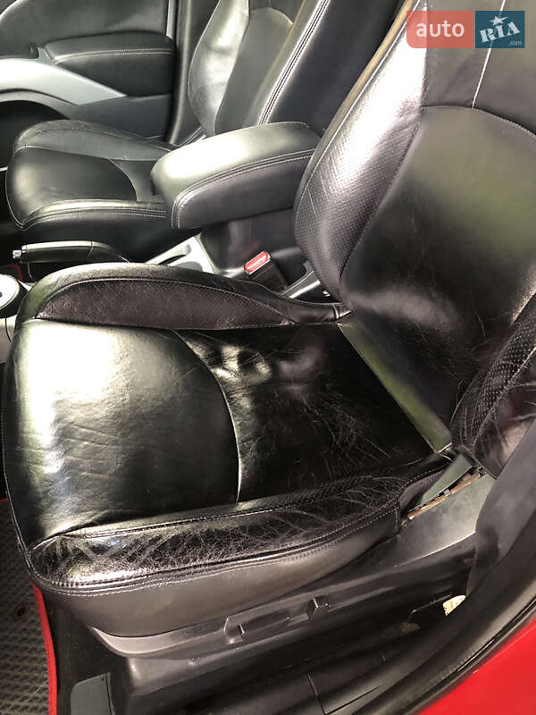 Позашляховик / Кросовер Mitsubishi Outlander XL 2008 в Рівному