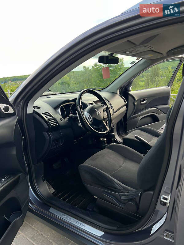 Позашляховик / Кросовер Mitsubishi Outlander XL 2007 в Теребовлі