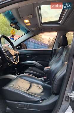 Внедорожник / Кроссовер Mitsubishi Outlander XL 2007 в 