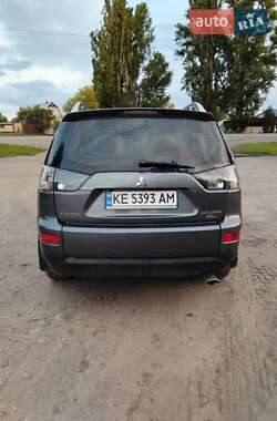 Внедорожник / Кроссовер Mitsubishi Outlander XL 2007 в 