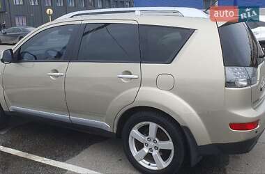 Внедорожник / Кроссовер Mitsubishi Outlander XL 2008 в Киеве