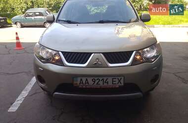 Внедорожник / Кроссовер Mitsubishi Outlander XL 2008 в Киеве