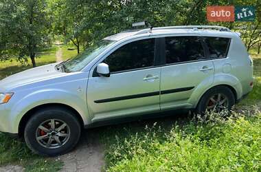 Позашляховик / Кросовер Mitsubishi Outlander XL 2007 в Сумах