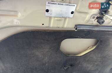 Внедорожник / Кроссовер Mitsubishi Outlander XL 2008 в 