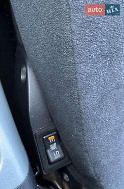 Внедорожник / Кроссовер Mitsubishi Outlander XL 2008 в 