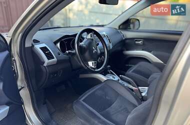 Внедорожник / Кроссовер Mitsubishi Outlander XL 2008 в 