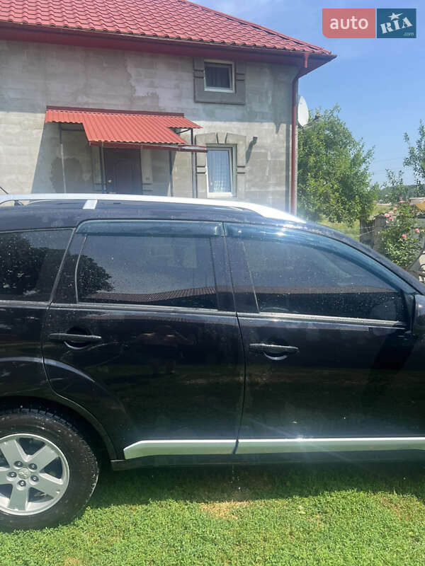 Внедорожник / Кроссовер Mitsubishi Outlander XL 2008 в Тернополе фото 3 Внедорожник / Кроссовер Mitsubishi Outlander XL 2008 в Тернополе