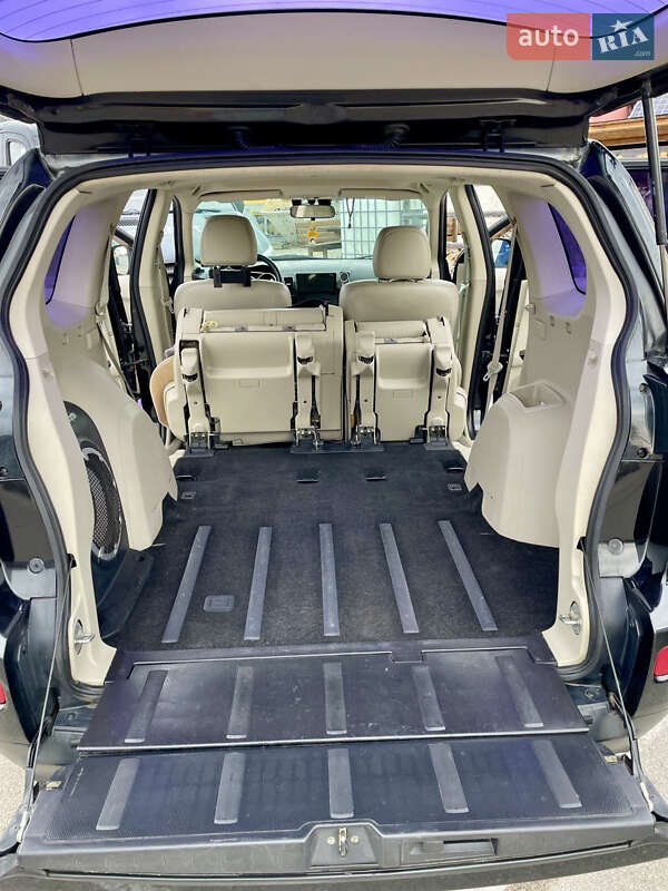 Внедорожник / Кроссовер Mitsubishi Outlander XL 2008 в Ирпене