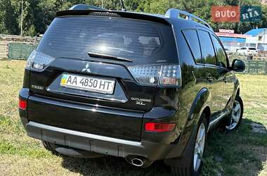 Внедорожник / Кроссовер Mitsubishi Outlander XL 2008 в 