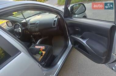 Позашляховик / Кросовер Mitsubishi Outlander XL 2007 в 