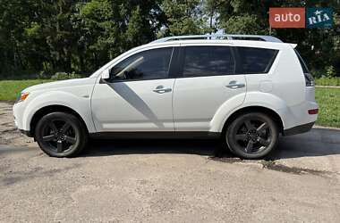 Позашляховик / Кросовер Mitsubishi Outlander XL 2008 в 