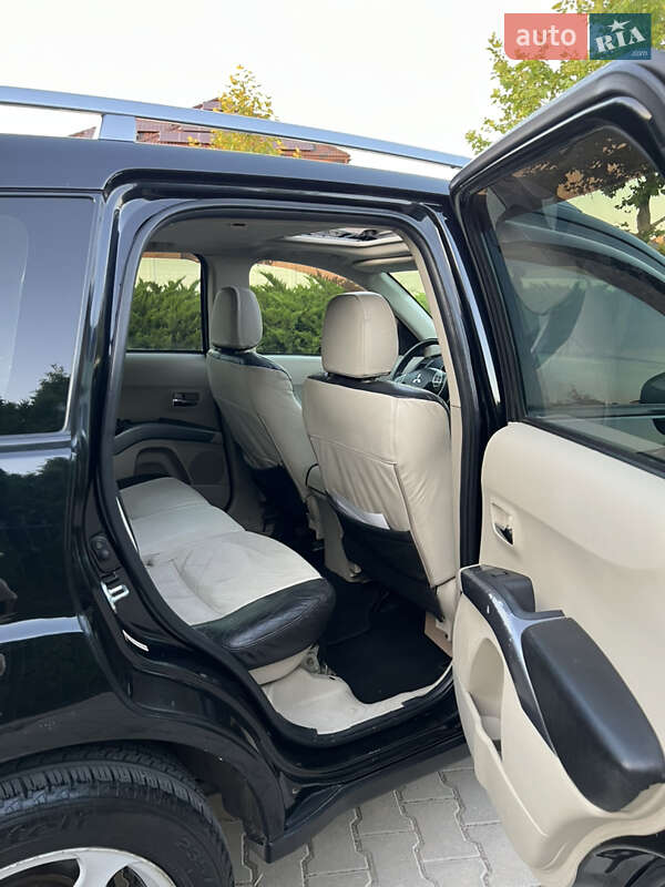 Внедорожник / Кроссовер Mitsubishi Outlander XL 2007 в Одессе